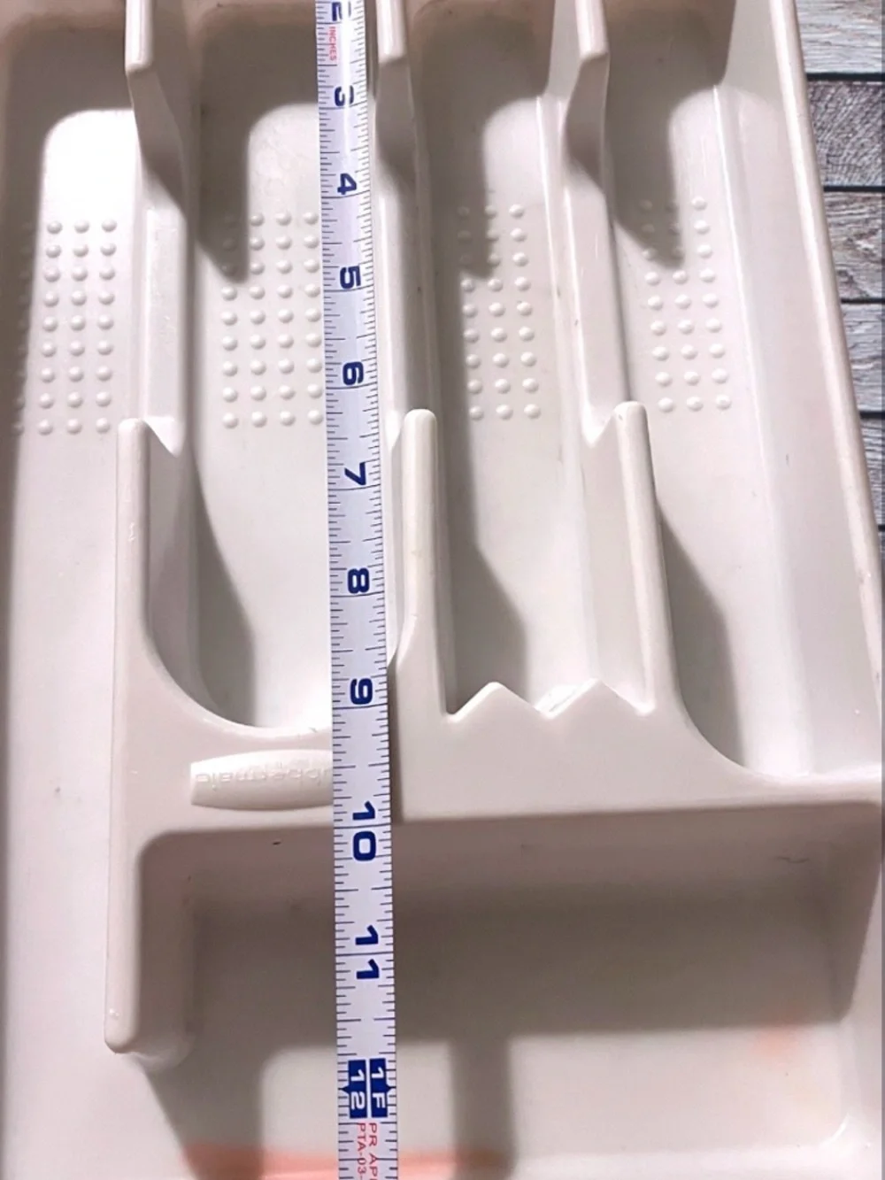 Rubbermaid cutlery trays